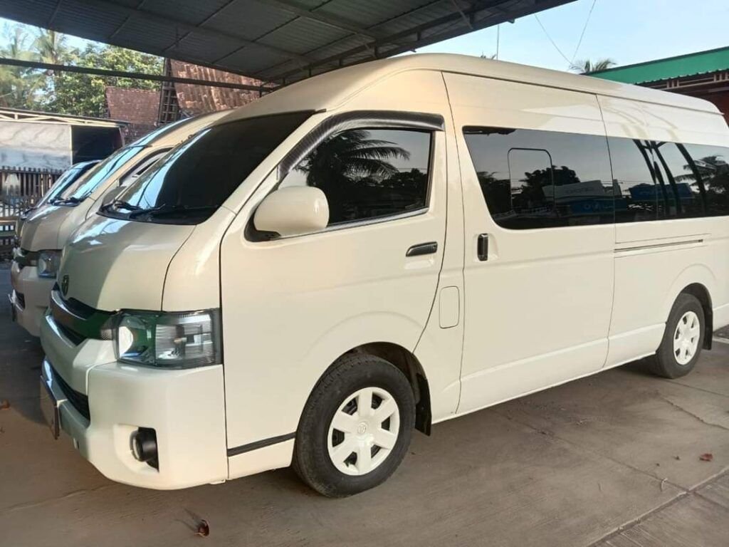 Pemilihan layanan sewa Hiace di Bali bukanlah hal yang sepele, terutama ketika mempertimbangkan pentingnya kehadiran seorang driver berpengalaman.